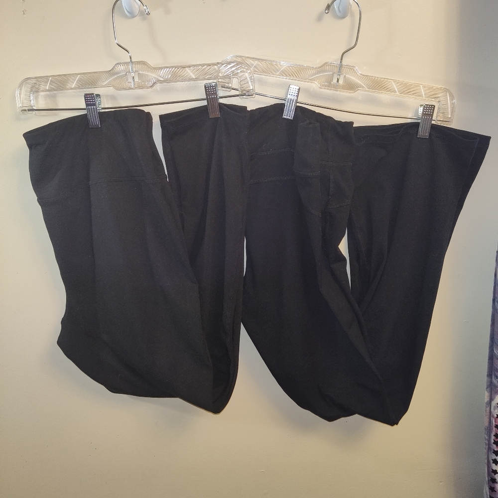 2 pairs of women's joggers
